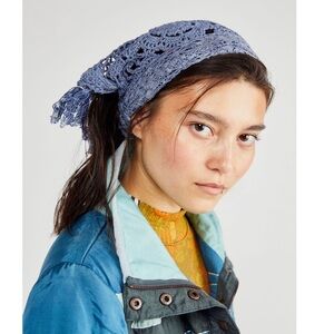 Free People Curried Myrrh Chelsea Crochet Headband Scarf NWT in Green